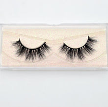 Load image into Gallery viewer, Cruelty-Free Handmade 3D Mink Lashes