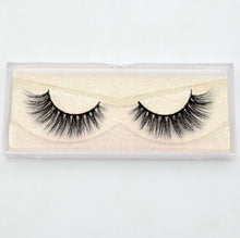 Load image into Gallery viewer, Cruelty-Free Handmade 3D Mink Lashes