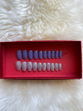 Load image into Gallery viewer, Press On Nails
